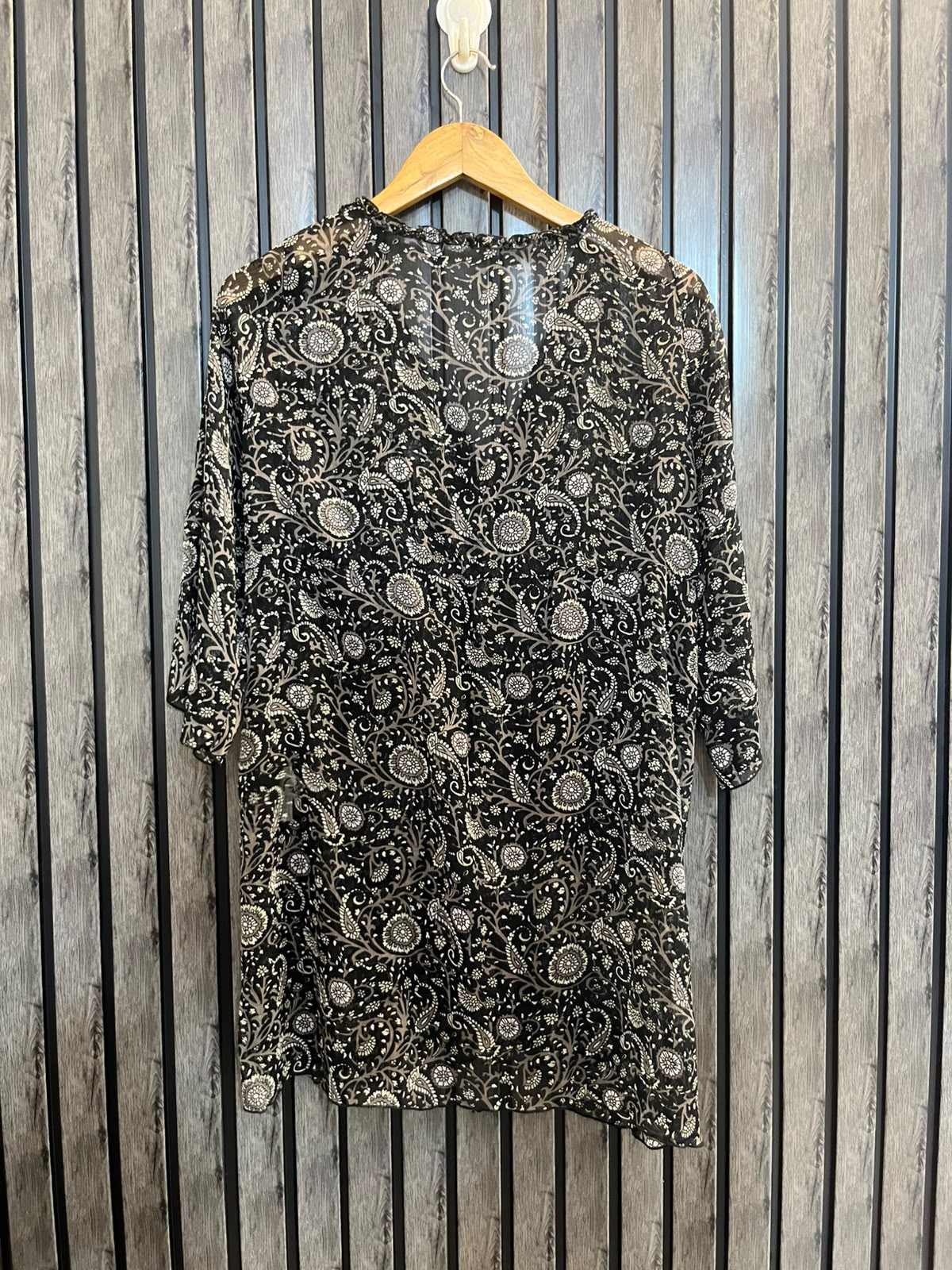 Chest 17  Lenght 31  Fabric chiffon Branded Ladies Western Full Sleeve Top