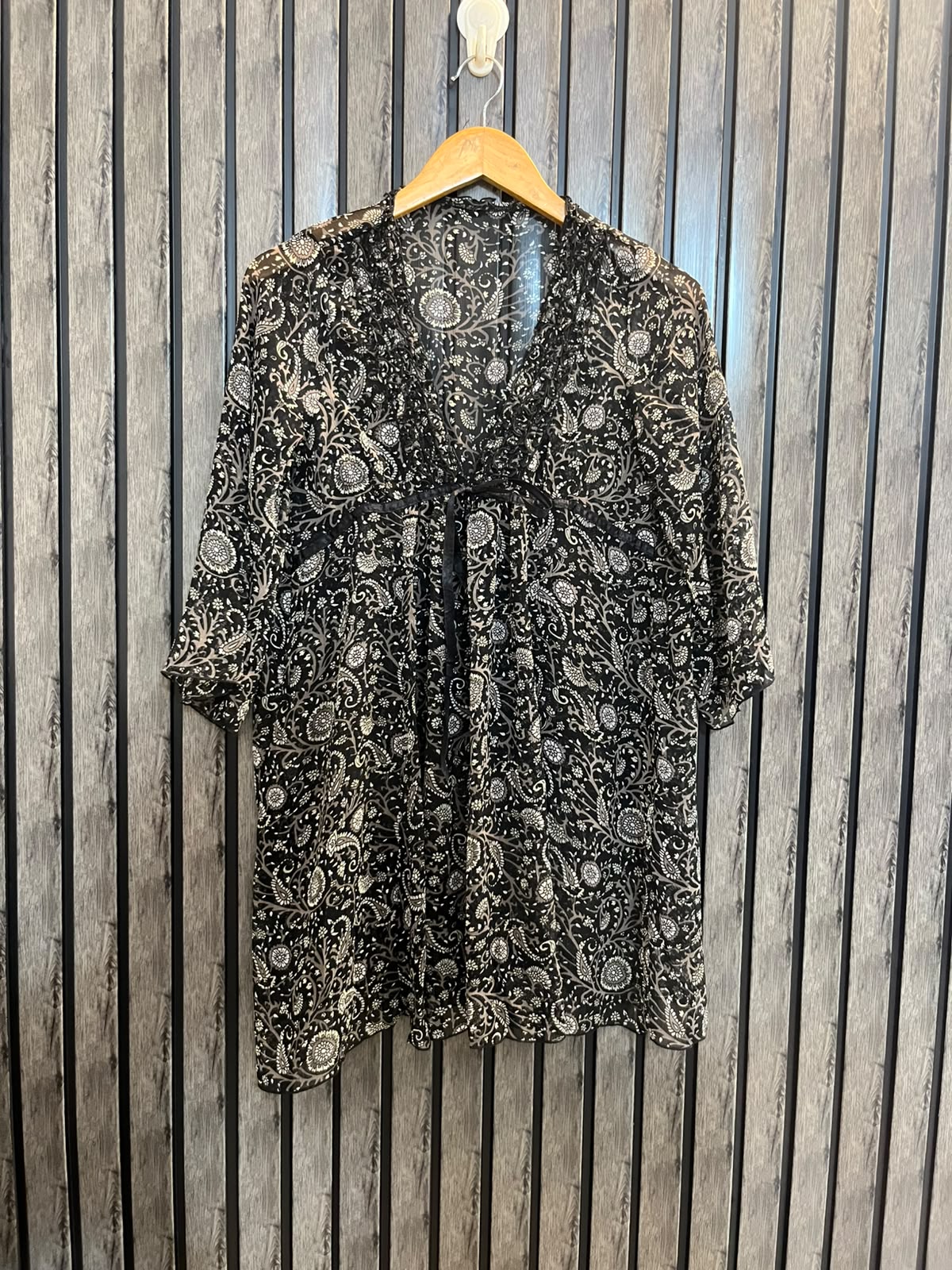 Chest 17  Lenght 31  Fabric chiffon Branded Ladies Western Full Sleeve Top
