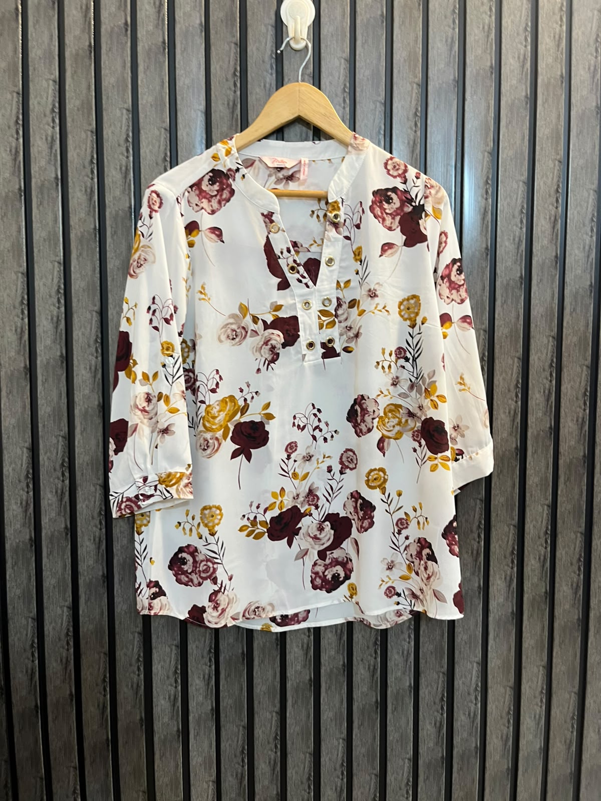 Chest 20  Lenght 27  Fabric chiffon Women’s Stylish Western Full Sleeve Top