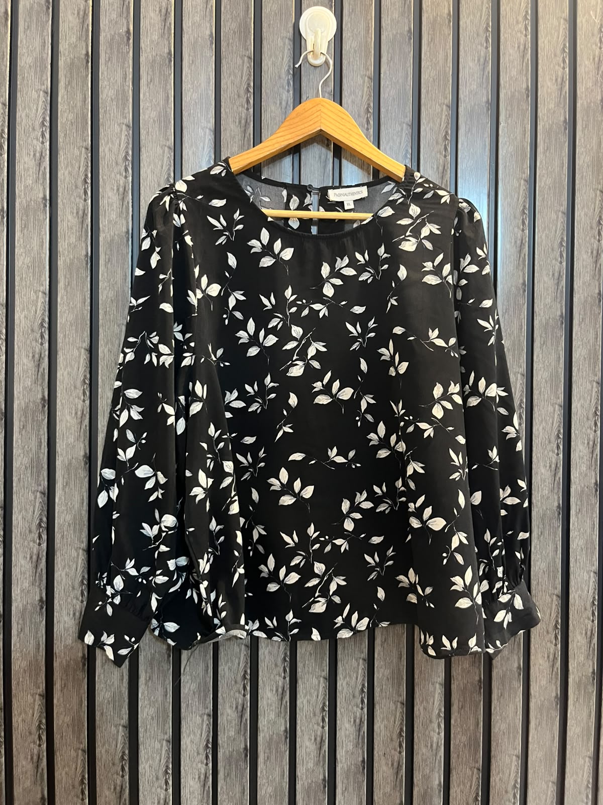 Chest 23  Lenght 24  Fabric Silk Women’s Western Branded Clothing Top