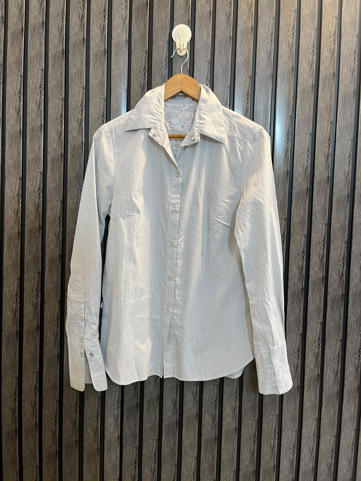 Chest 19  Lenght 26  Fabric Cotton Silk Women’s Full Sleeve Branded Top