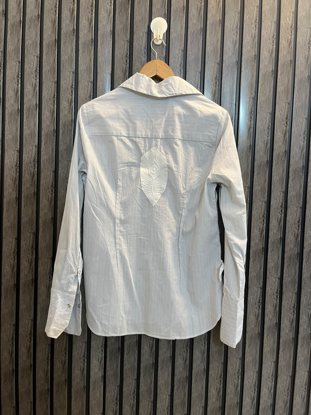 Chest 19  Lenght 26  Fabric Cotton Silk Women’s Full Sleeve Branded Top