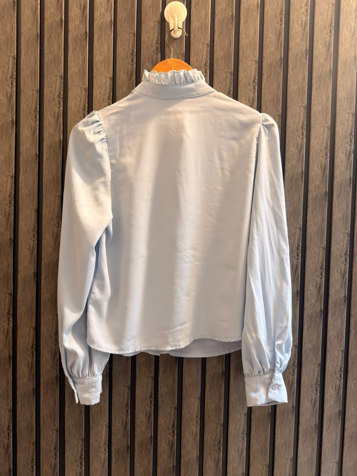 Chest 18  Length 21  Fabric Silk Women’s Casual Top