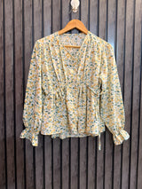 Chest 20  Length 22  Fabric Silk Women’s Fashion Collection Top