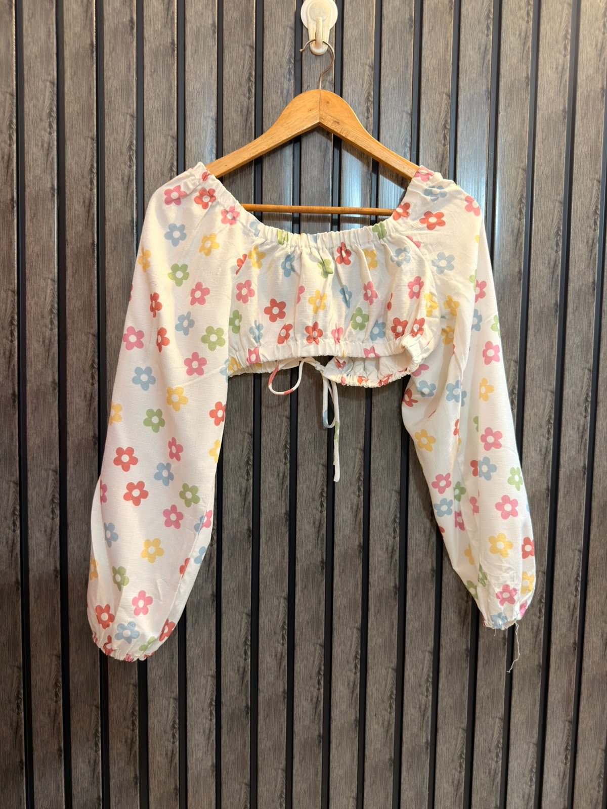 Chest 17  Length 10  Fabric Cotton Silk Women’s Essential Top