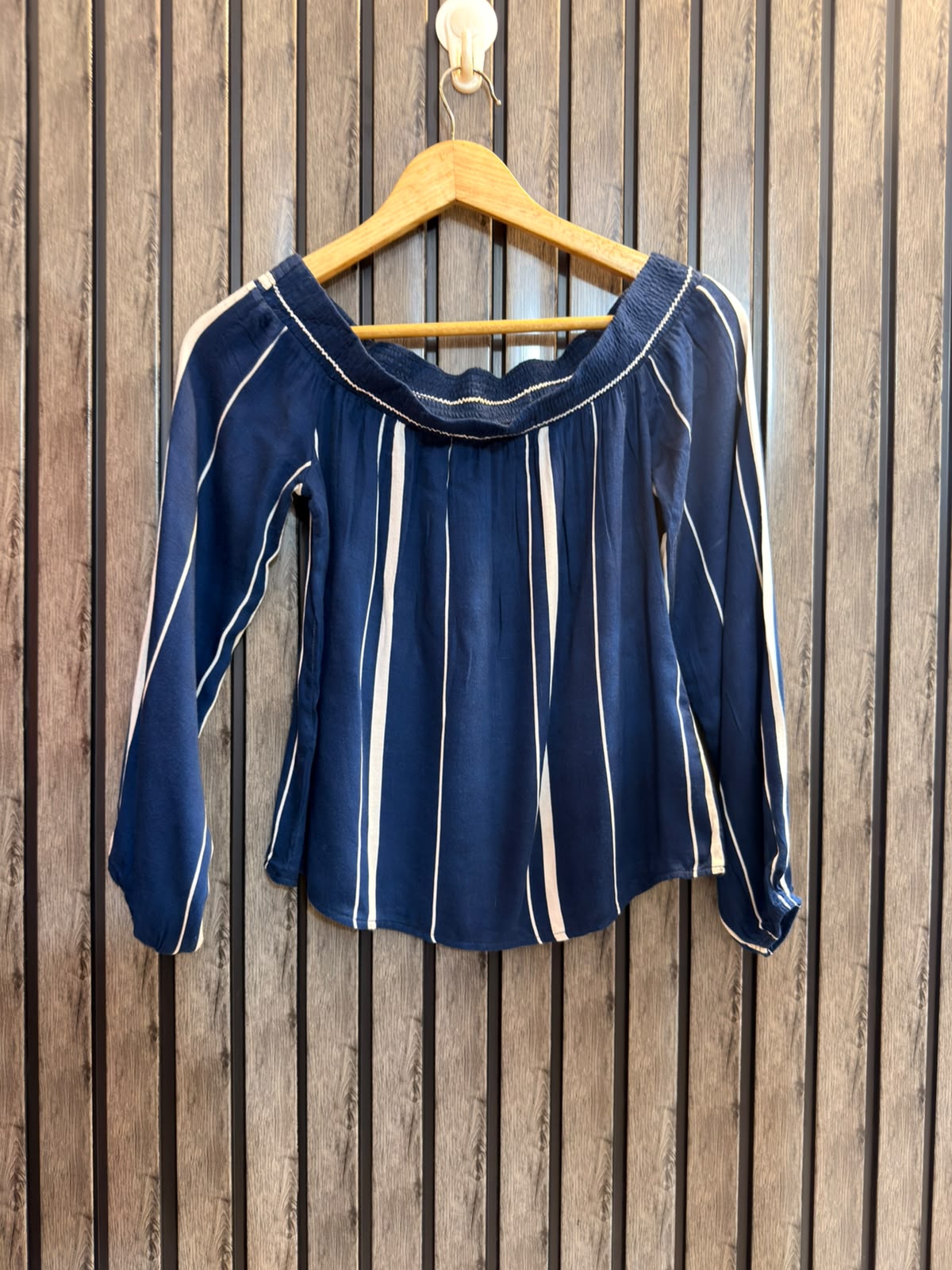 Chest 16  Lenght 20  Fabric linen Women’s Everyday Crop Top
