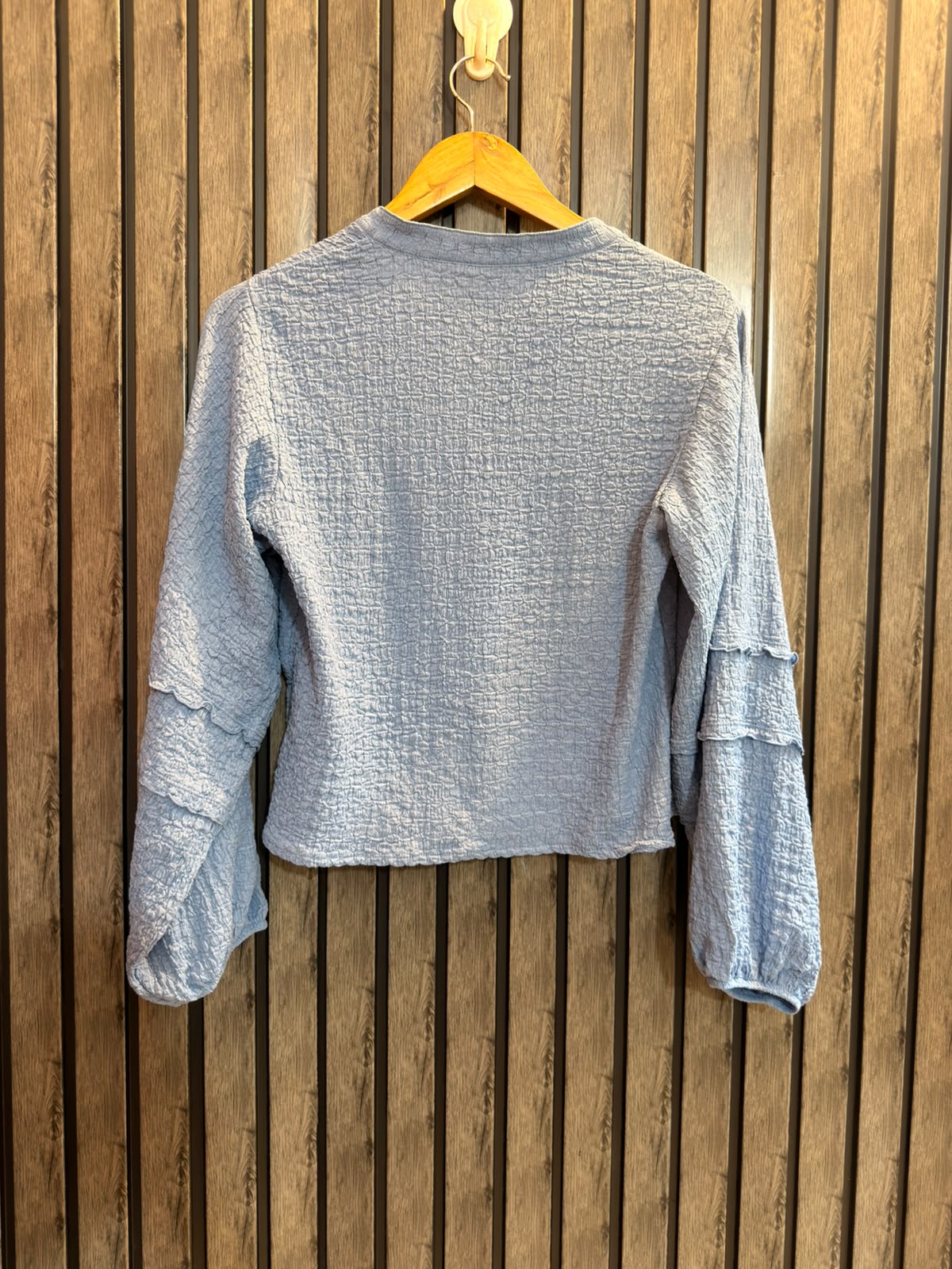 Chest 18  Lenght 20  Fabric rayon Women’s Premium Crop Top