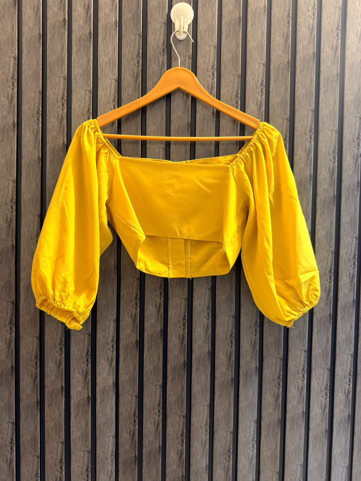 Chest 15  Length 10  Fabric Silk Women’s Signature Top