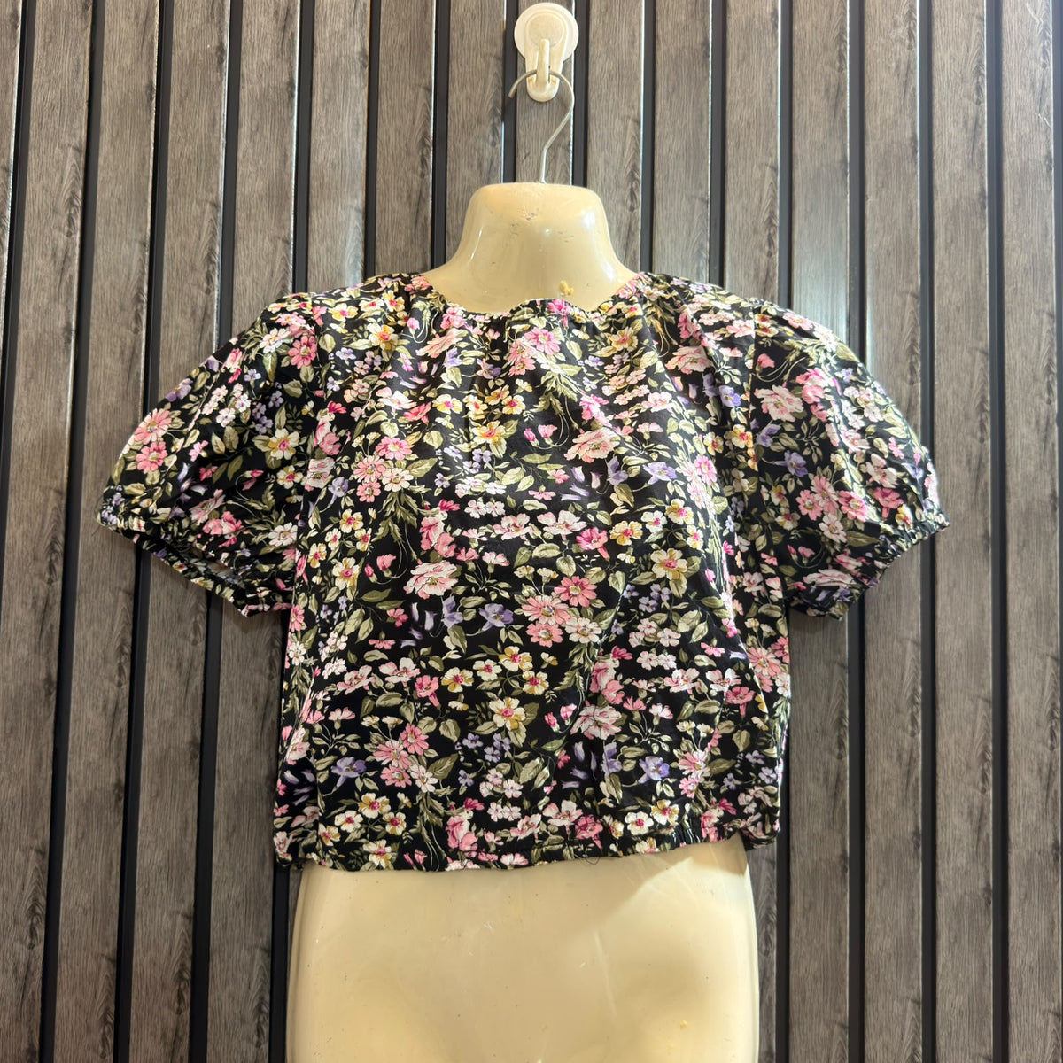 Chest 20  Length 18  Fabric Cotton Silk Women’s Trendy Fashion Top