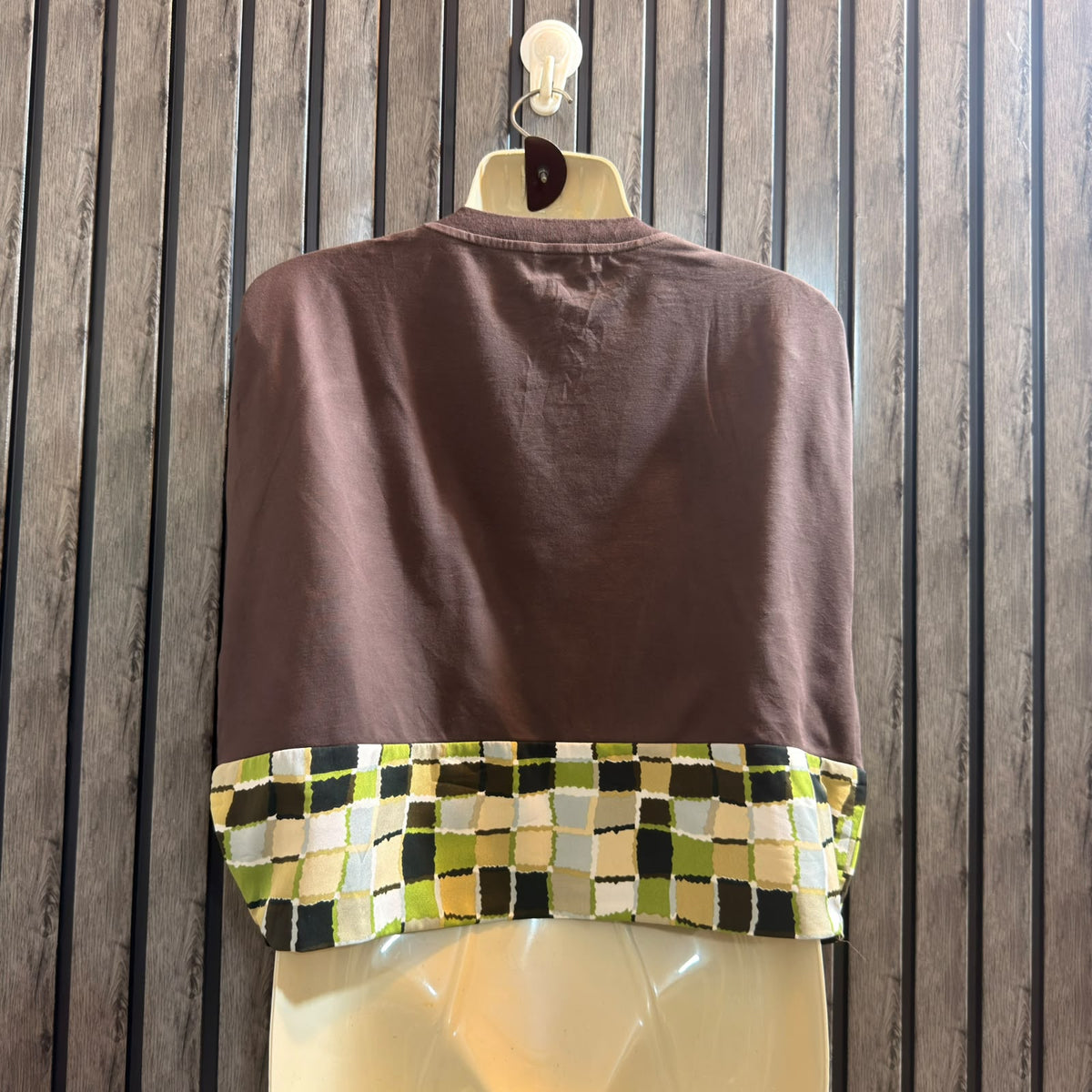 Chest 23  Length 19  Fabric Silk Jersey Women’s Fashionable Crop Top