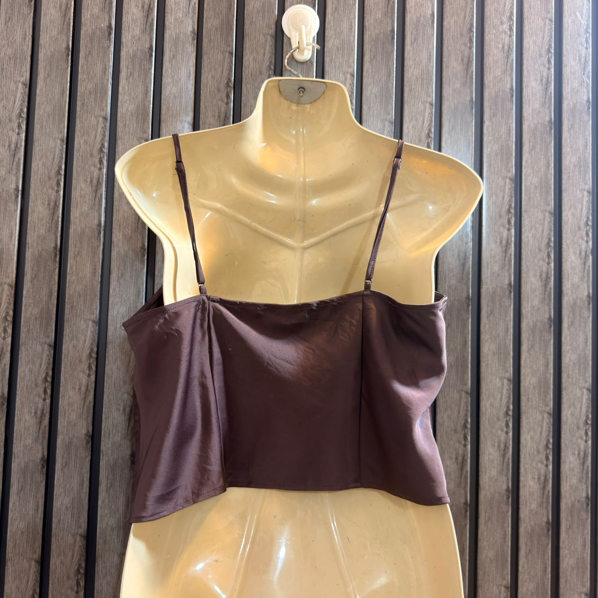 Chest 17  Length 16  Fabric Silk Women’s Everyday Crop Top