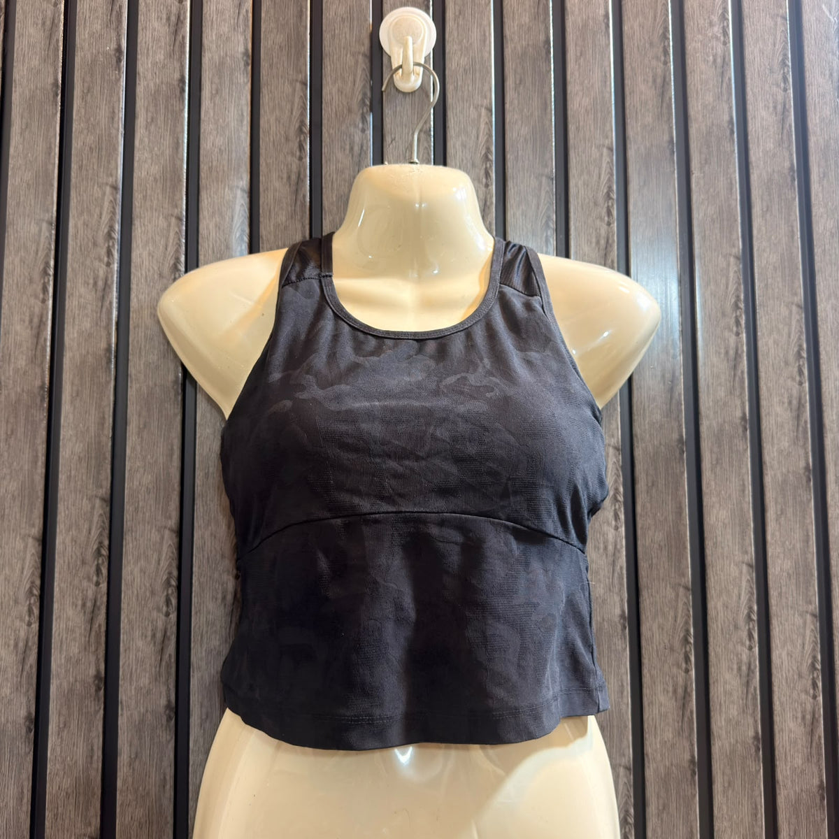 Chest 17  Length 15  Fabric Jersey Women’s Branded Fashion Crop Top