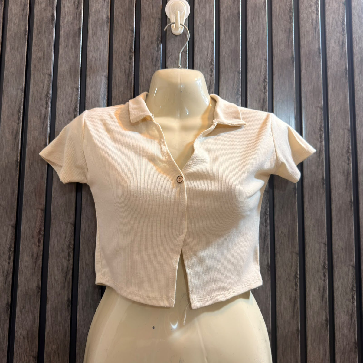 Chest 17  Length 13  Fabric Jersey Women’s Premium Crop Top