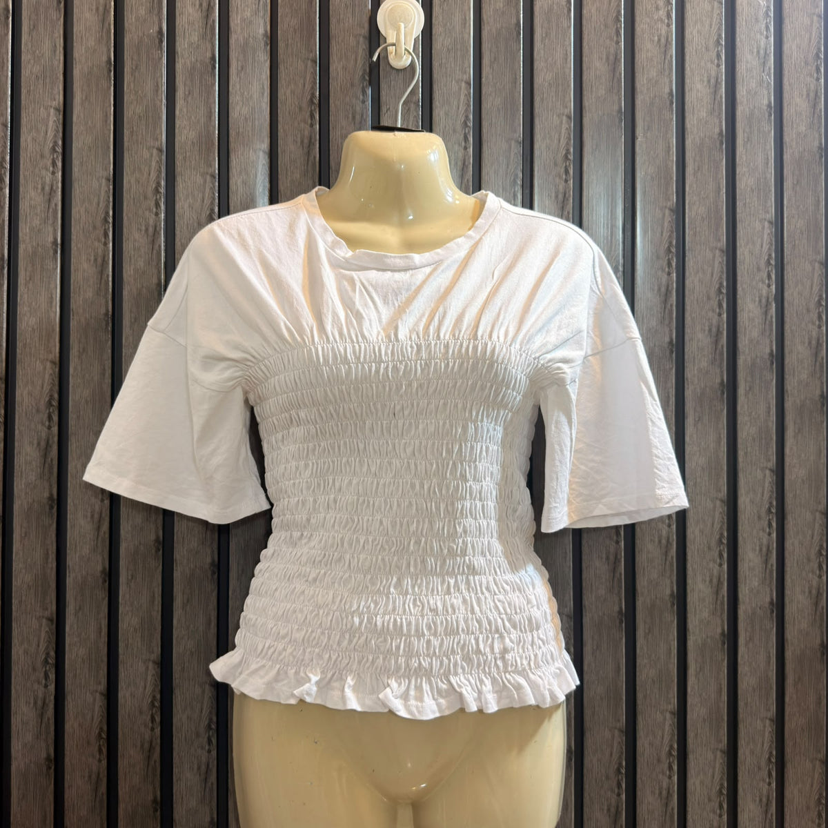 Chest 18  Length 19  Fabric Jersey Women’s Trendy Crop Top