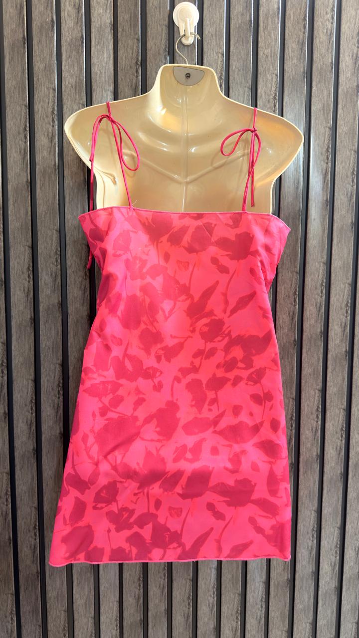 Chest 18  Length 30  Fabric Silk Women’s Modern Party Wear Short Dress