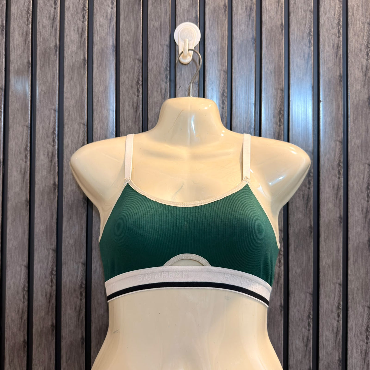 Chest medium