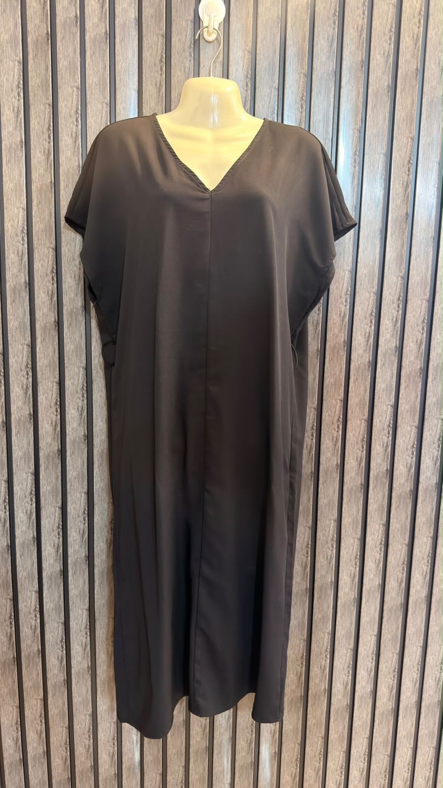 Chest 23  Lenght 46  Fabric silk Luxury Branded Western Maxi Dress