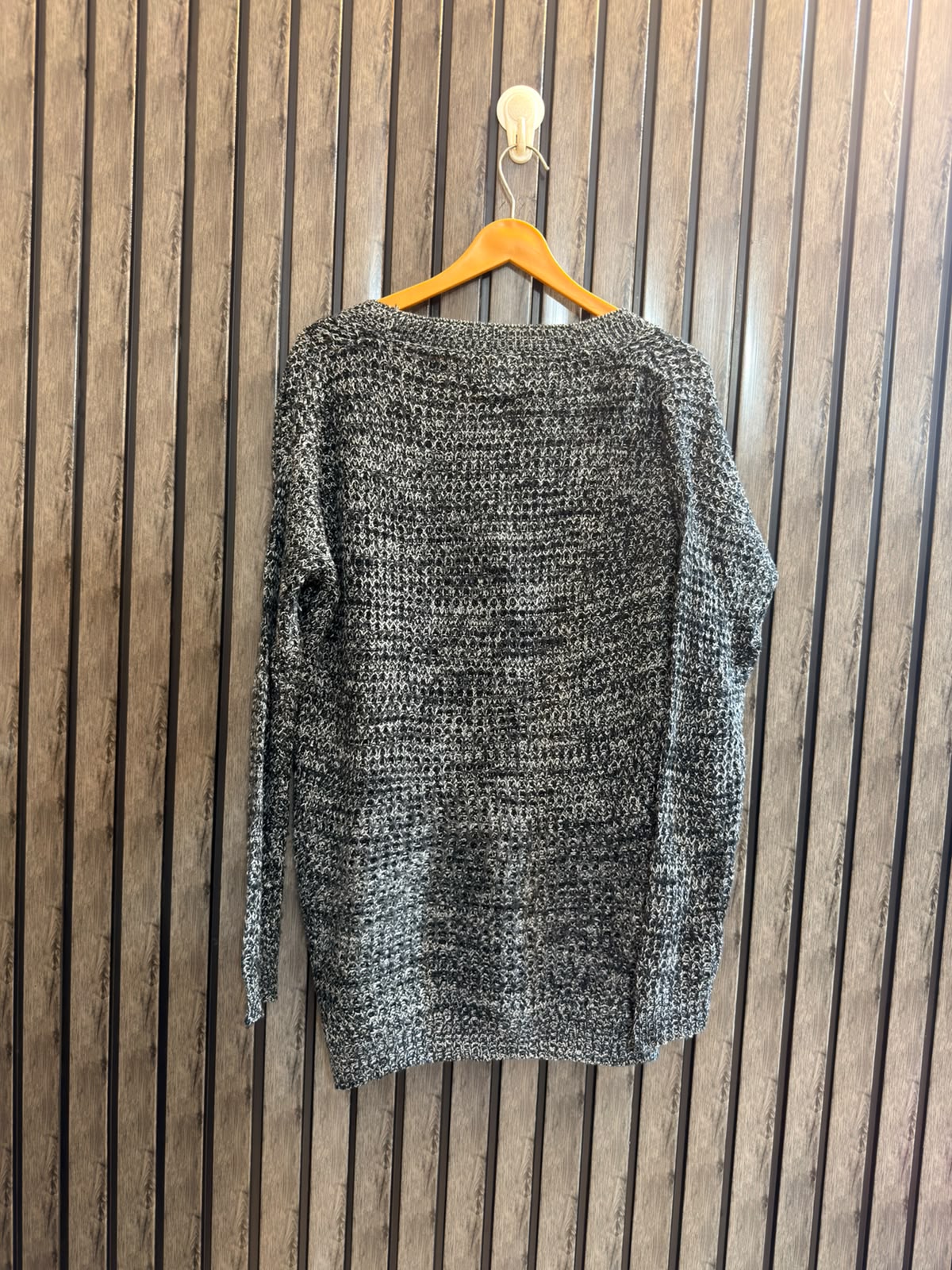Chest 21  Lenght 29 Ladies Casual Sweater