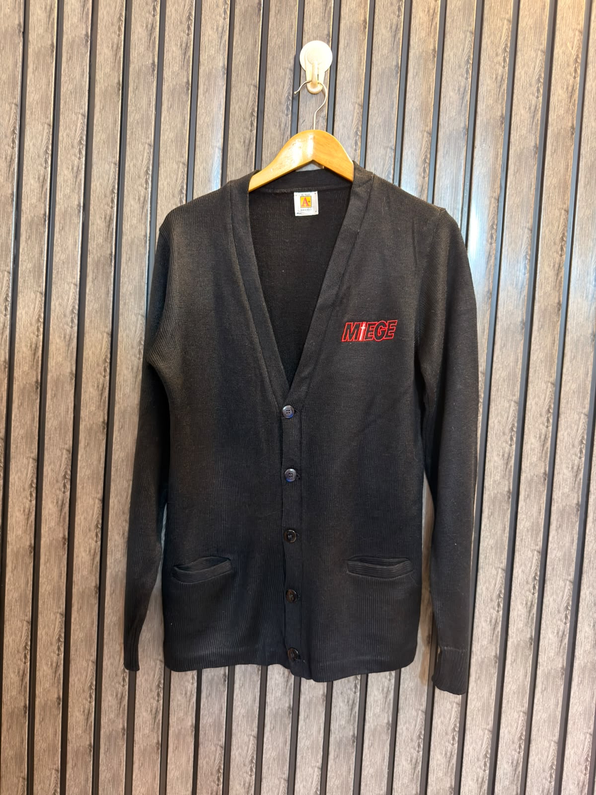 Chest 19  Lenght 27 Women’s Premium Winter Sweater
