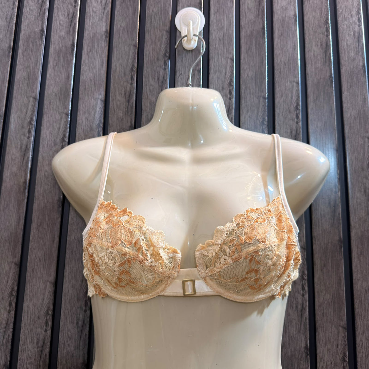 Chest Medium Women’s Bras