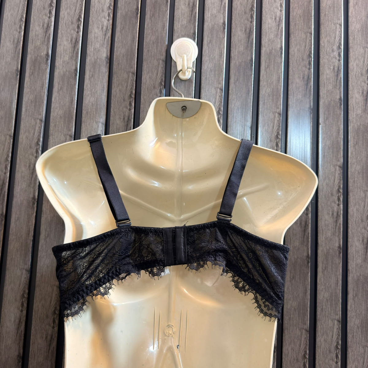 Chest Medium Modern Women’s Bra