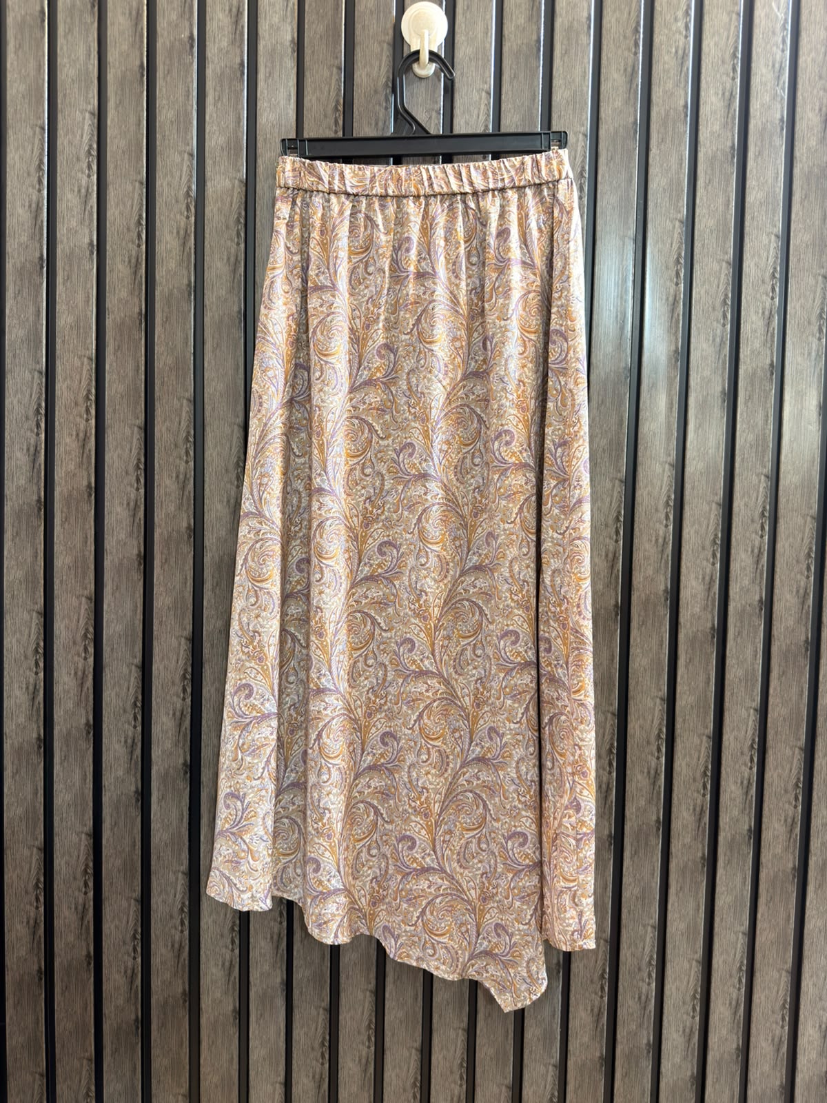 Waist 24  Lenght 33  Fabric silk Women’s Mini Skirt