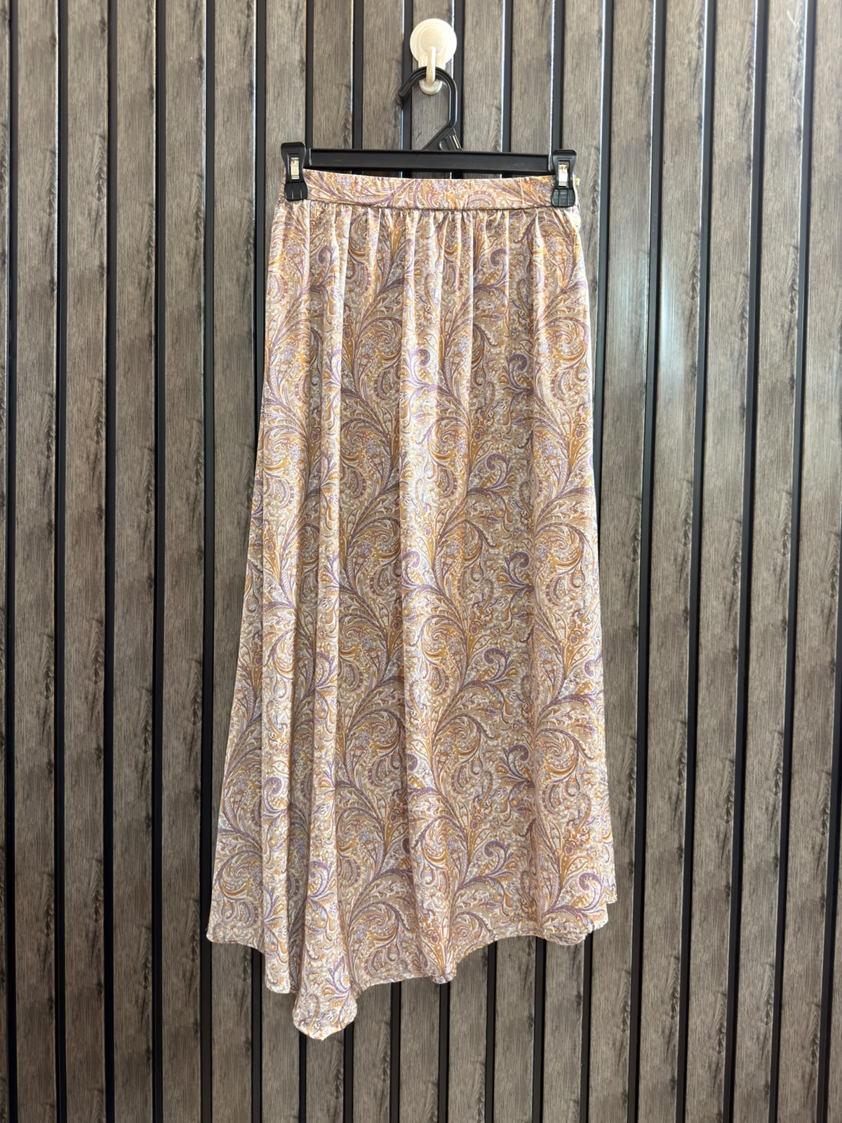 Waist 24  Lenght 33  Fabric silk Women’s Mini Skirt