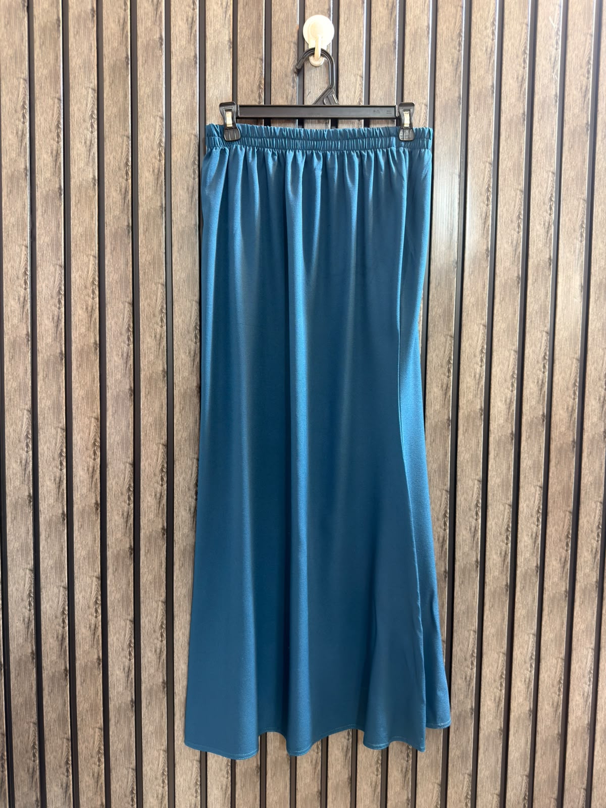 Waist 34  Lenght 39  Fabric rayon Ladies New Skirt