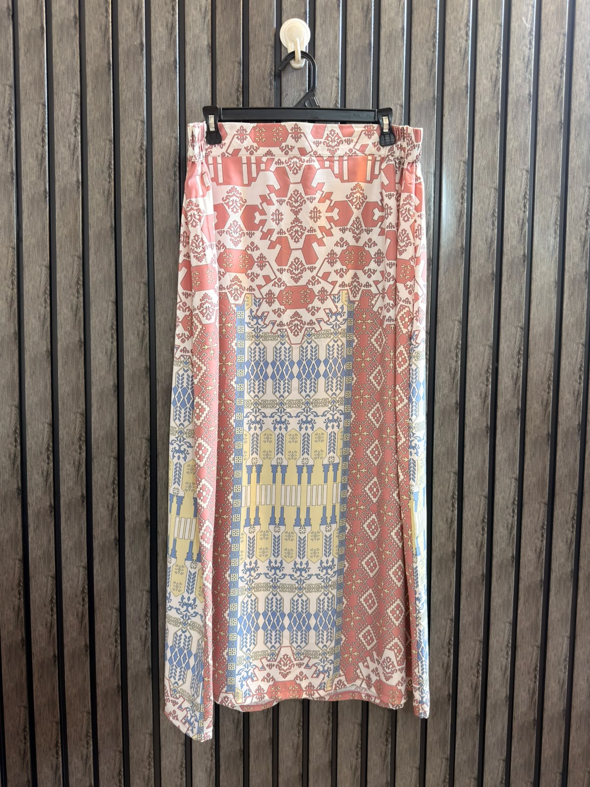 Waist 38  Lenght 38  Fabric silk Women’s Designer Skirt