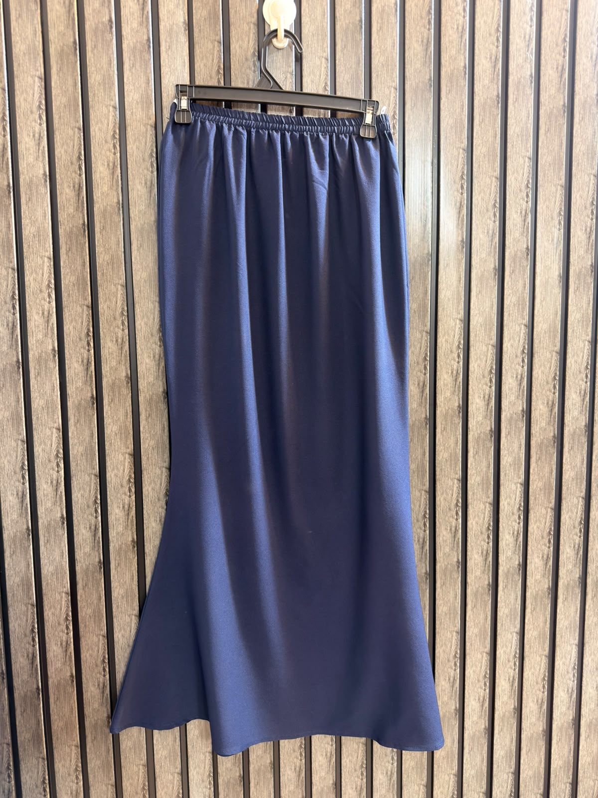 Waist 28  Lenght 39  Fabric rayon Women’s Skirt Collection