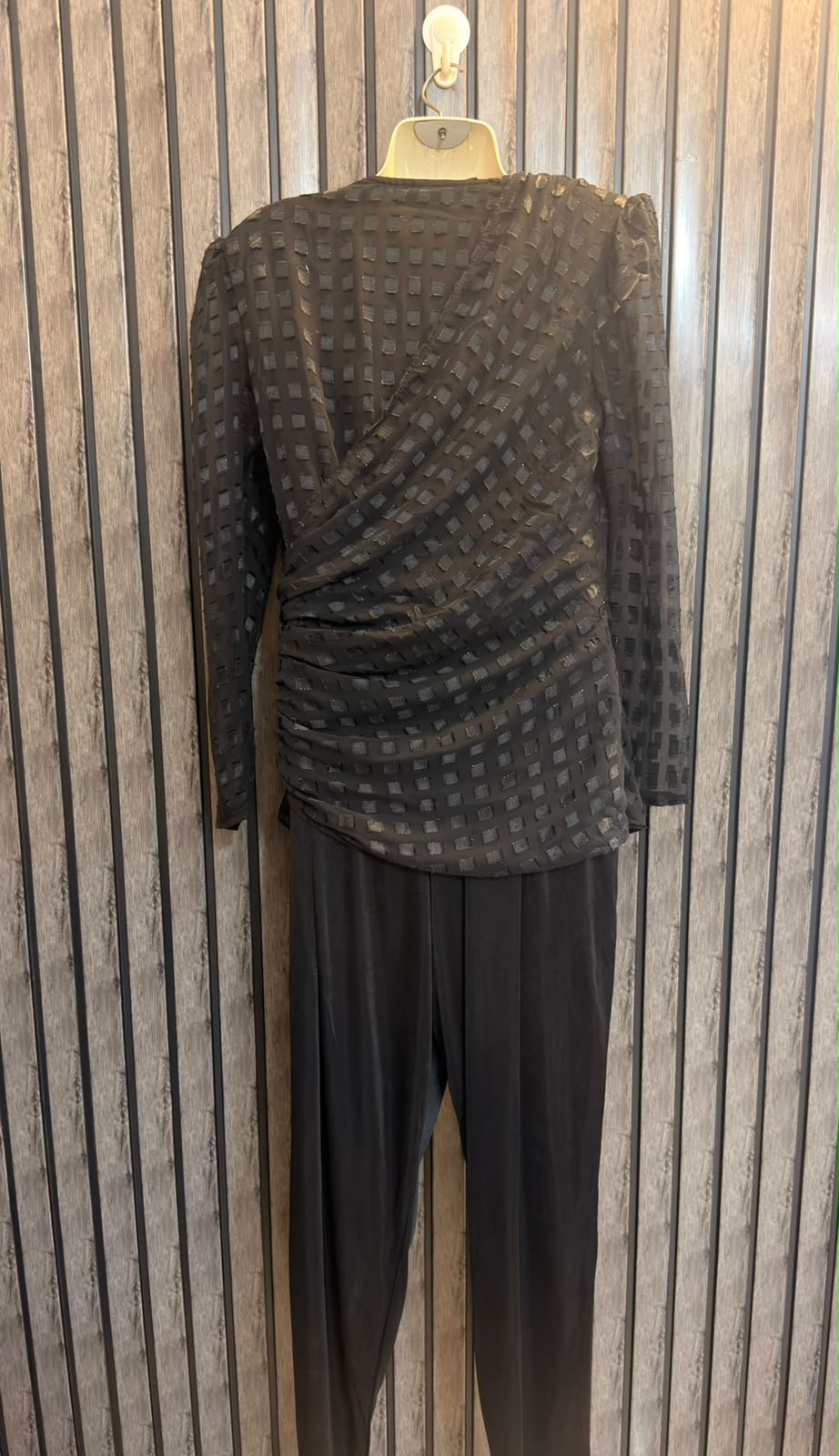 Chest 20  Lenght 59  Fabric silk jersey  jumpsuit Women’s jumpsuit