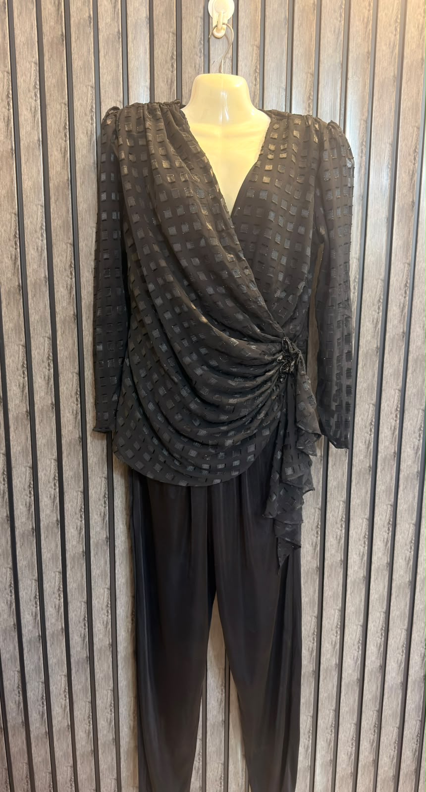 Chest 20  Lenght 59  Fabric silk jersey  jumpsuit Women’s jumpsuit