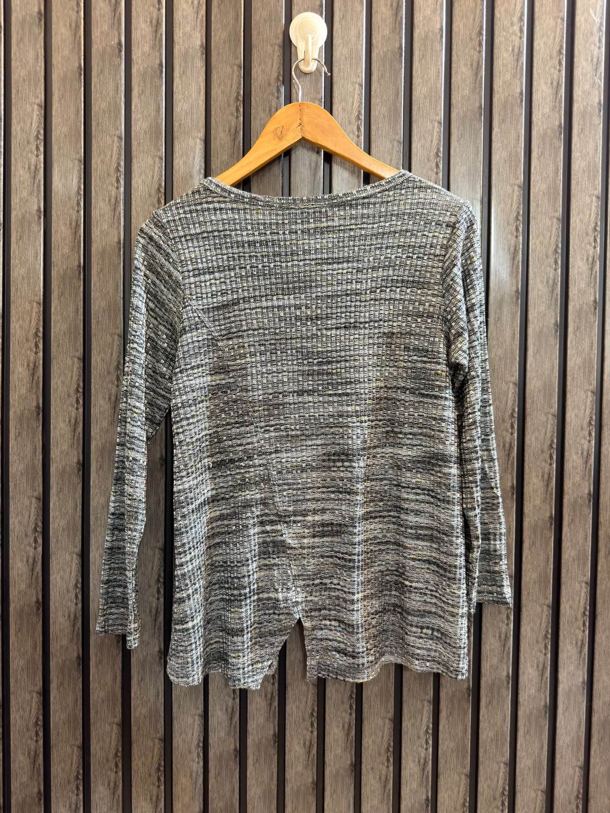 Chest 19  Lenght 25 Western Women’s Winter Tops