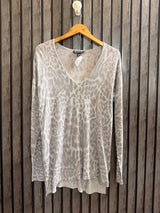 Chest SMALL  baggy style  Lenght 26 to 29 Premium Women’s Casual Winter Top