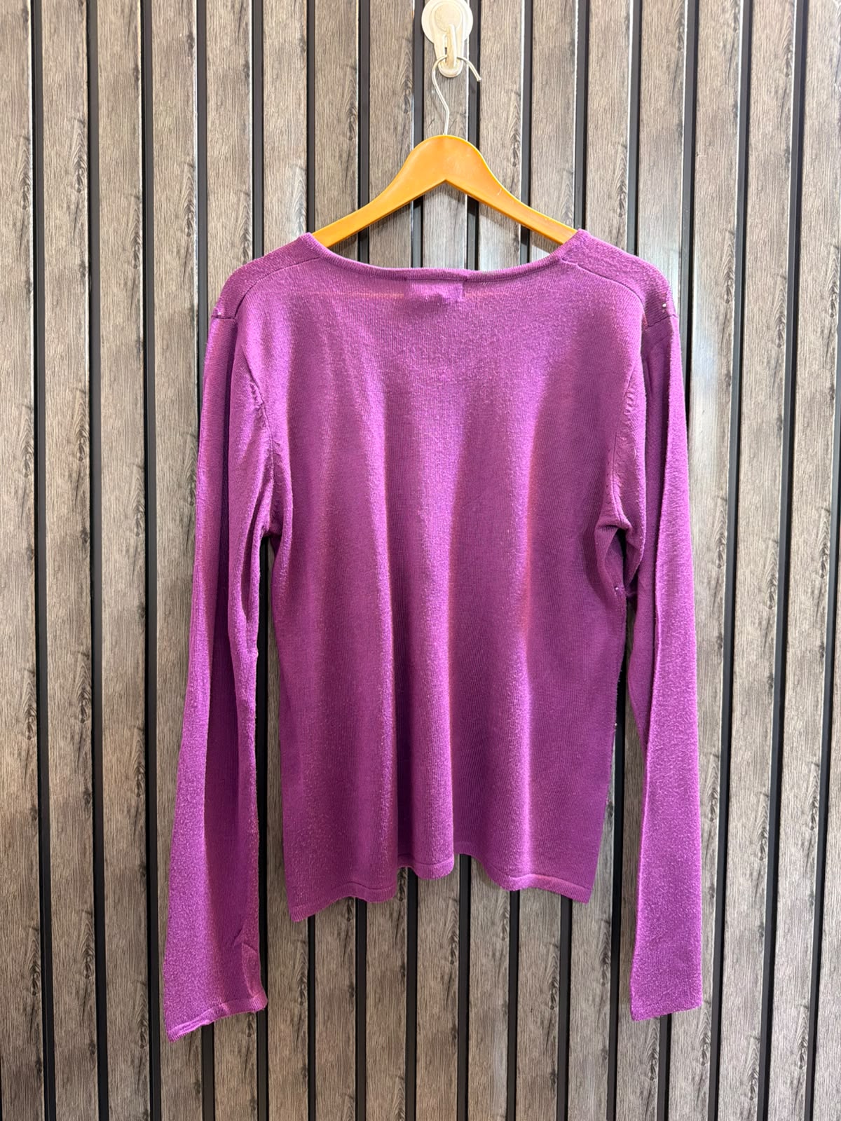 Chest 19  Lenght 24 Women’s Winter Tops