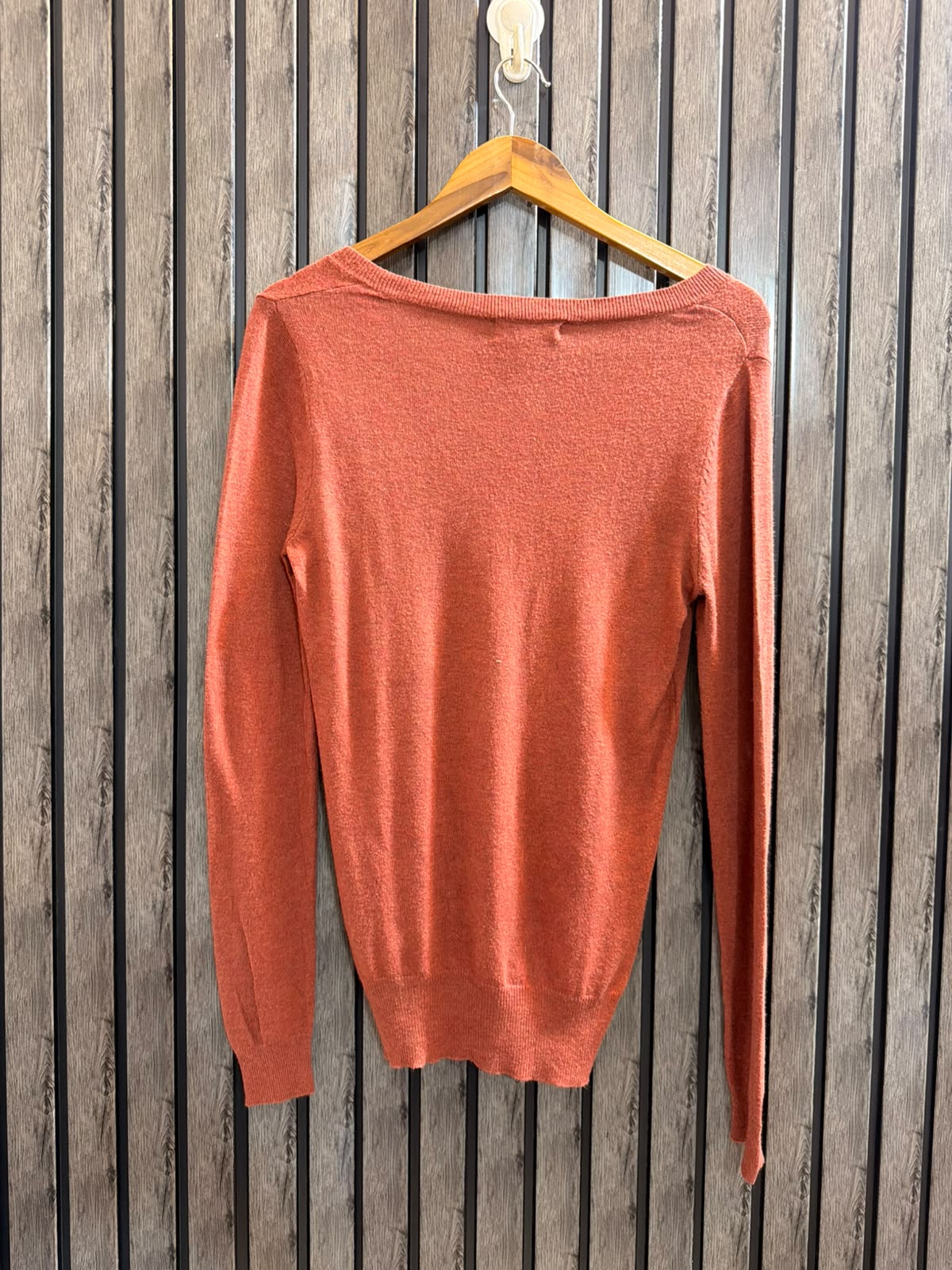 Chest 23  Lenght 29 Luxury Women’s Winter Collection