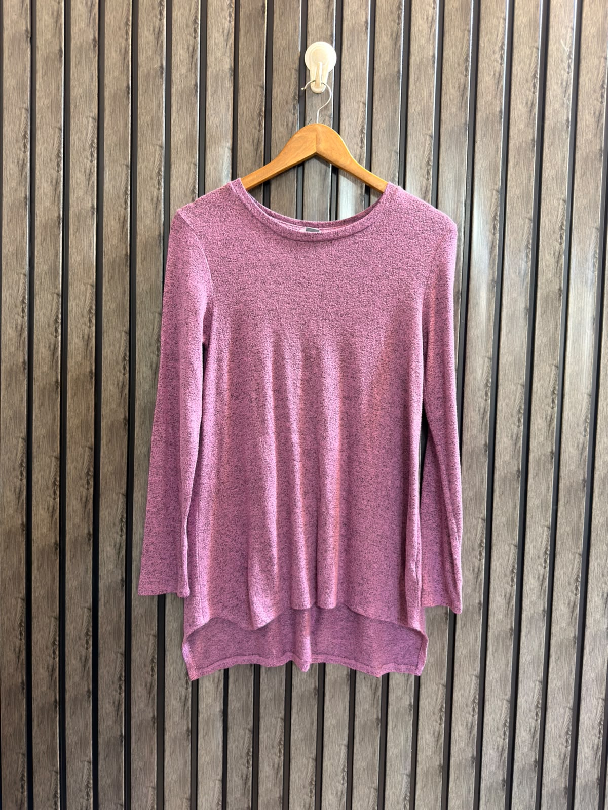 Chest 19  Lenght 25 to 27 Women’s Luxury Winter Tops