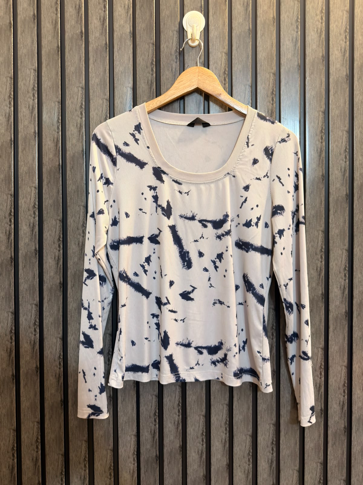 Chest 21  Lenght 22  Fabric silk jersey Exclusive Western Crop Tops for Women