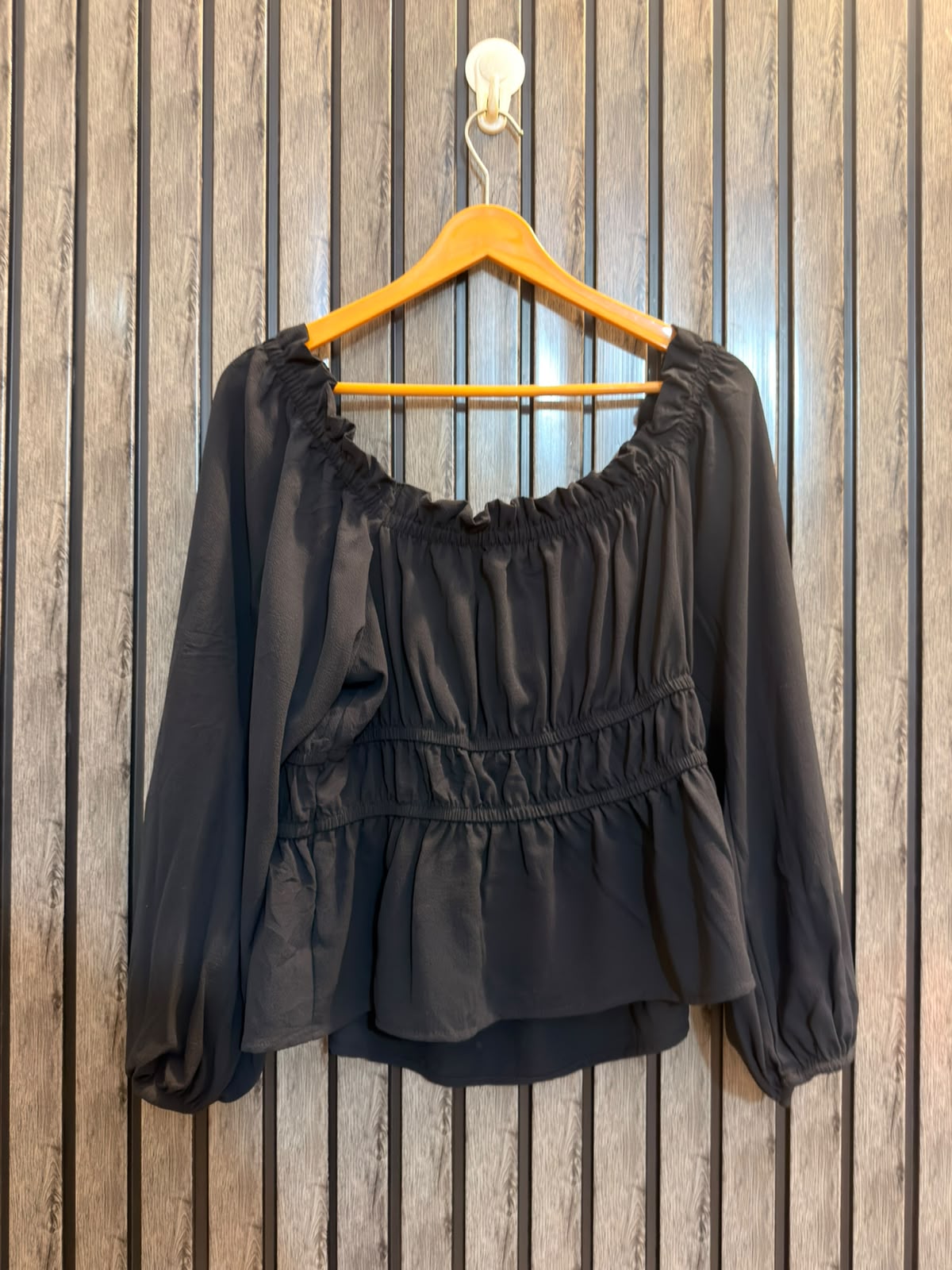 Chest 2xl  Lenght 22  Fabric chiffon Signature Style Women’s Crop Tops