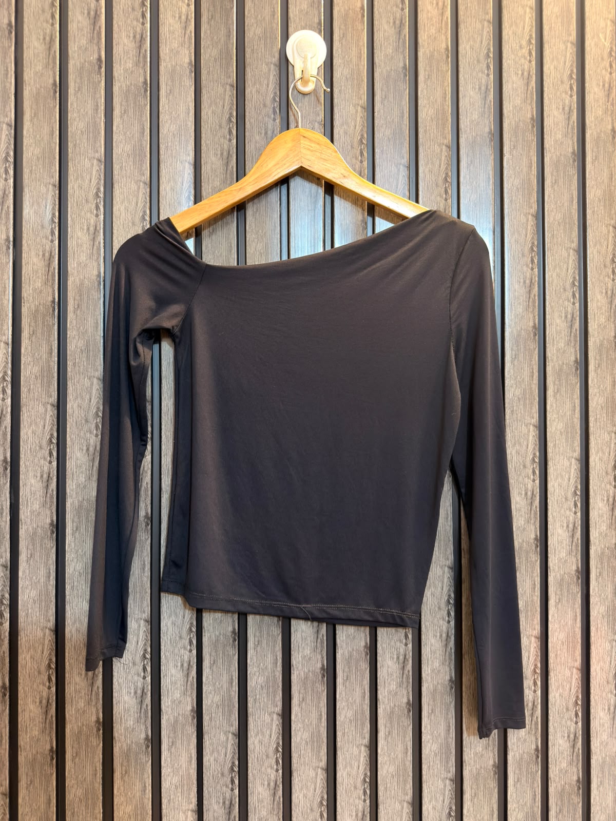 Chest 18  Lenght 19  Fabric jersey Classic Women’s Crop Top Collection