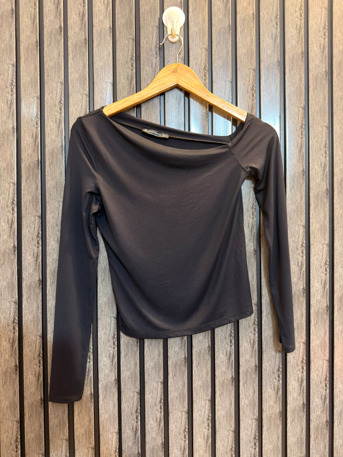 Chest 18  Lenght 19  Fabric jersey Classic Women’s Crop Top Collection
