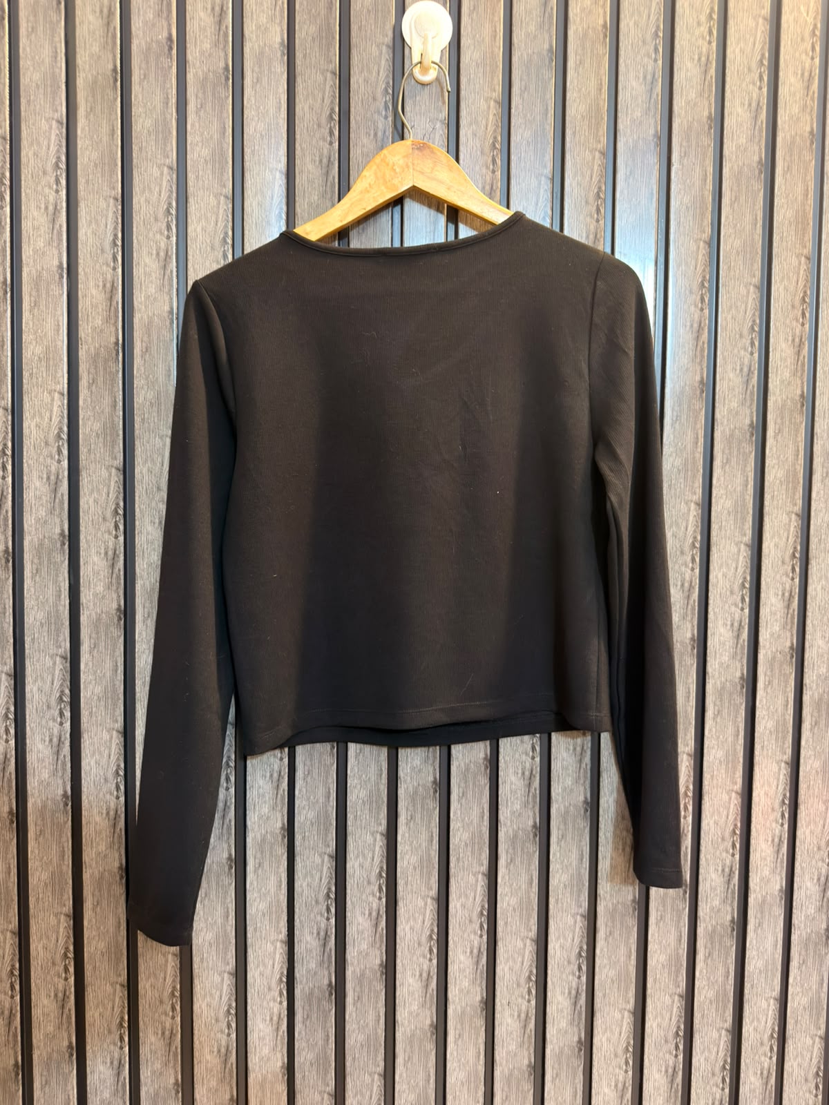 Chest 19  Lenght 19  Fabric jersey Easy-to-Style Crop Tops for Women