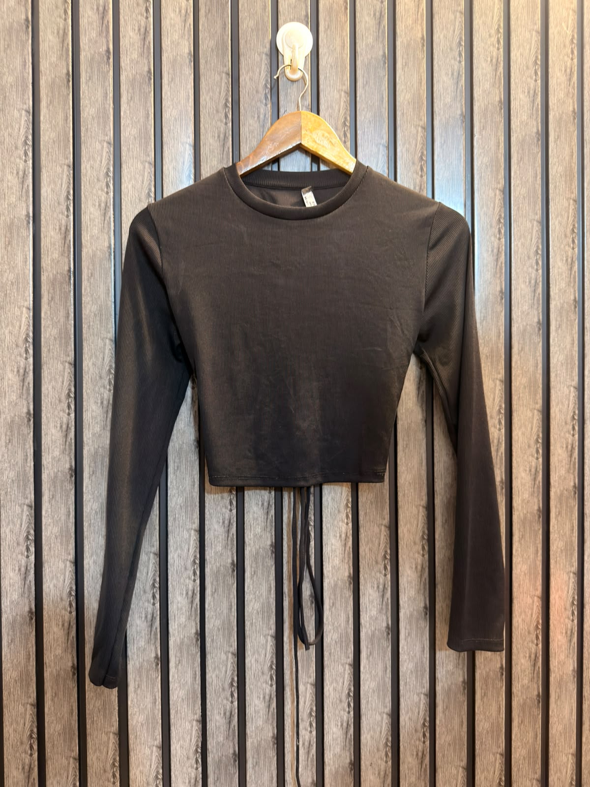 Chest 17  Lenght 16  Fabric silk jersey Crop Tops for Women