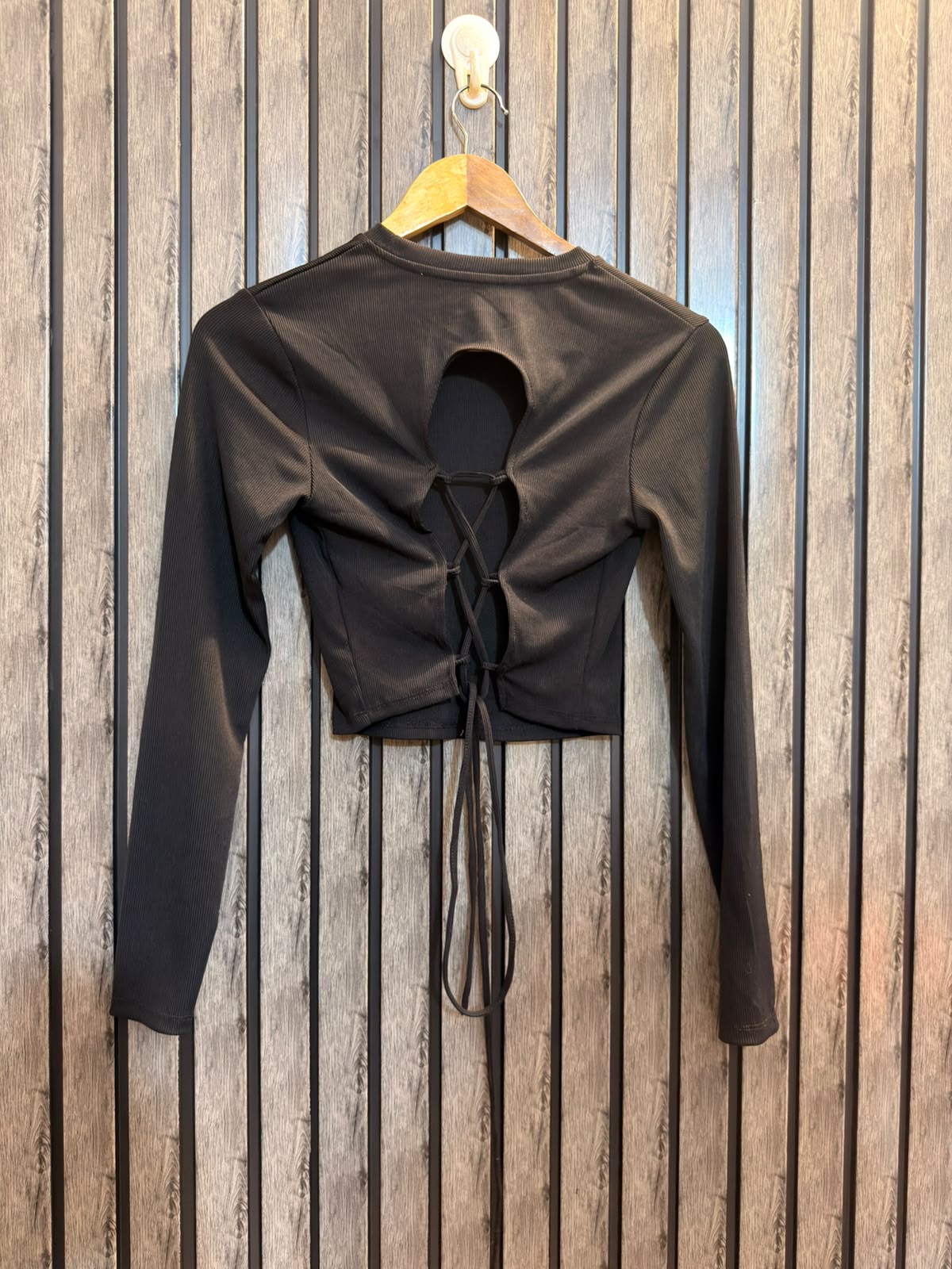 Chest 17  Lenght 16  Fabric silk jersey Crop Tops for Women
