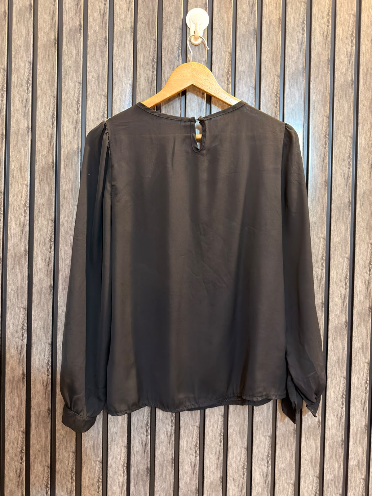 Chest 18  Lenght 23  Fabric chiffon Women’s Smart Casual Full Sleeve Top