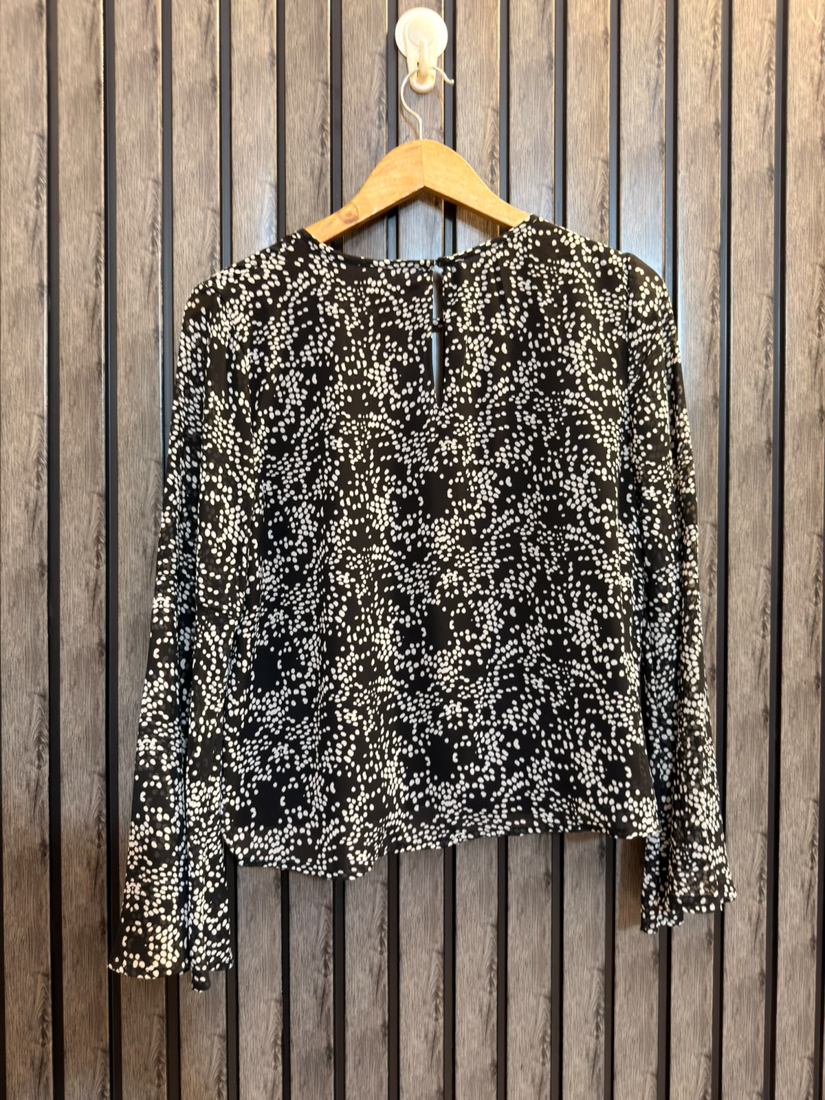 Chest 18  Lenght 21  Fabric chiffon Branded Women’s Western Top