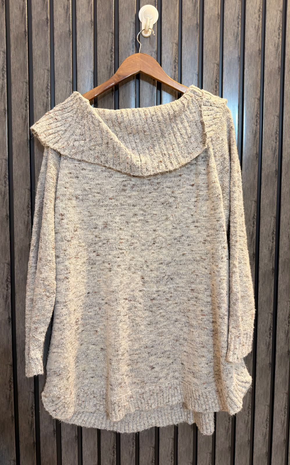 Chest 23  Lenght 33 Classic Rabbit Wool Sweater