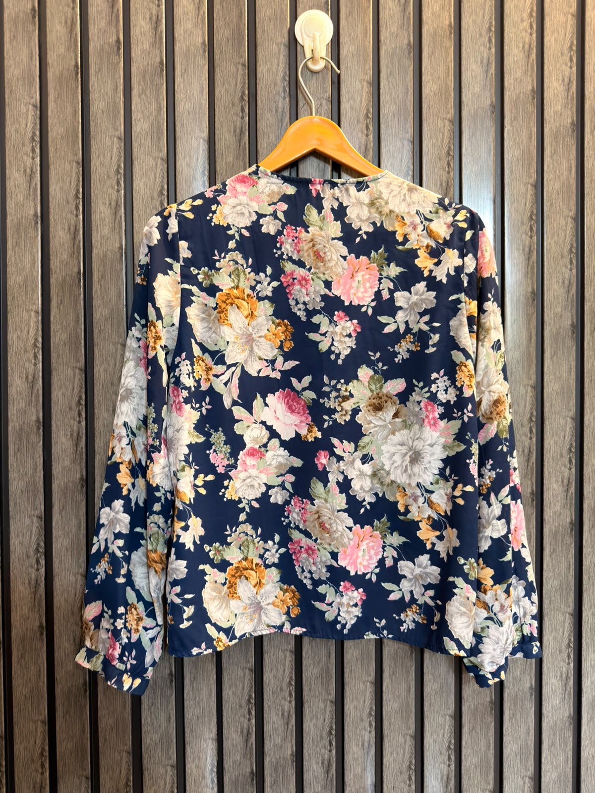 Chest 18  Lenght 23  Fabric chiiffon Premium Western Style Top for Ladies