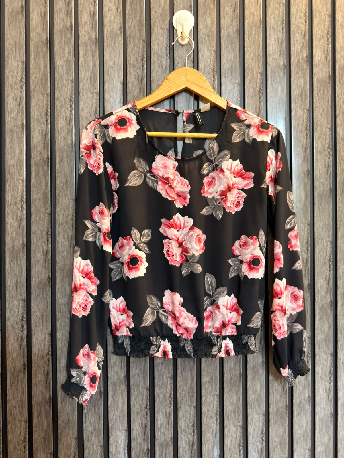 Chest 17  Lenght 21  Fabric chiiffon Women's Everyday Wear Long Sleeve Top