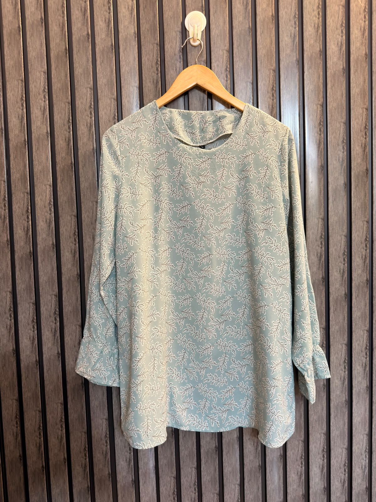 Chest 21  Lenght 29  Fabric chiffon Trendy Western Wear Top for Women